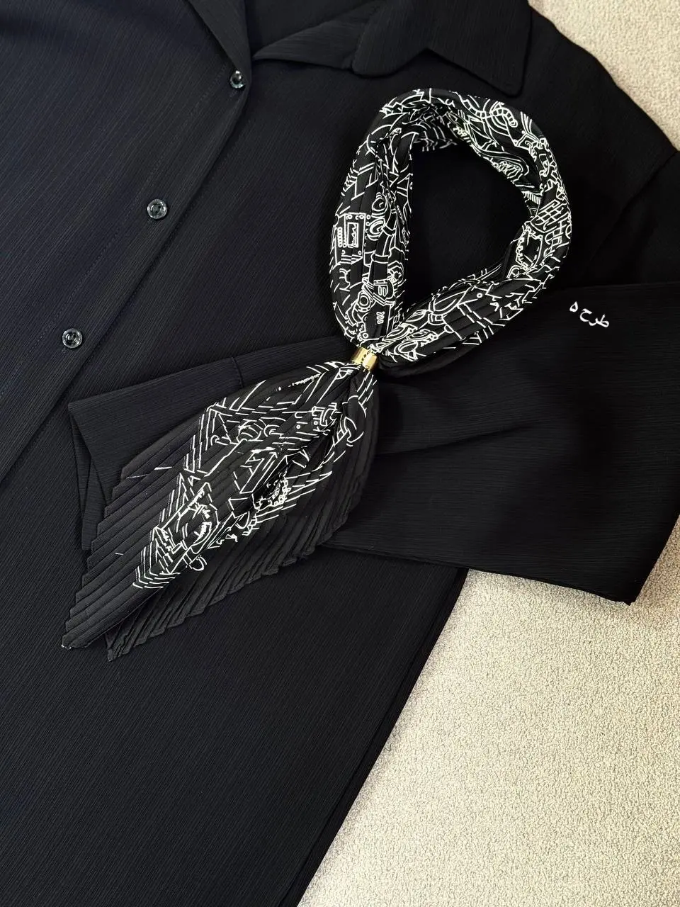 مینی اسکارف ساتن